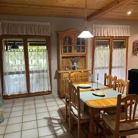 Casa De Avellanos Holiday home Santorens