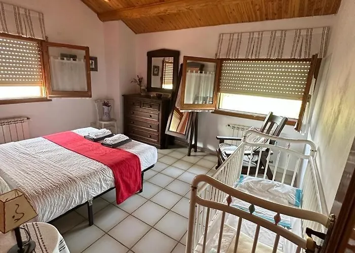 Casa De Avellanos 度假居 *