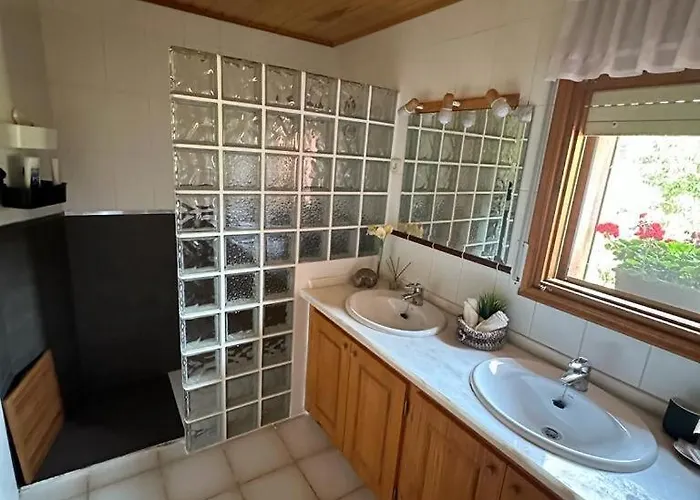 Casa De Avellanos 度假居 *