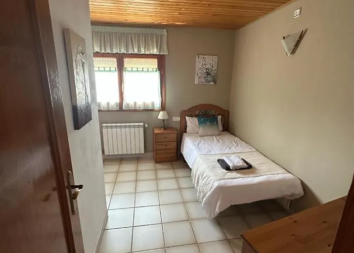 Casa De Avellanos 度假居 *